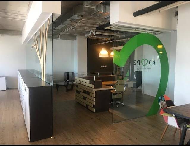 345M² OFFICE RENTED IN CENTURY CITY